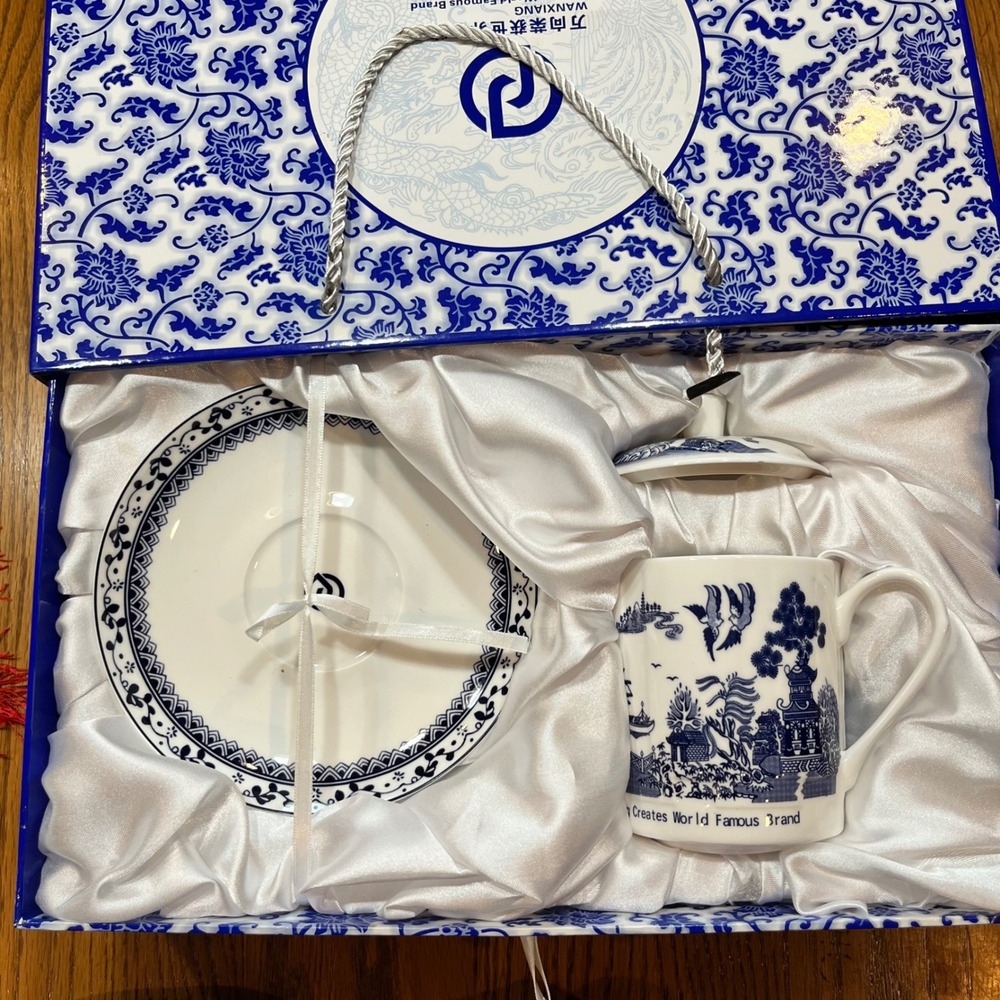 WanXiang Blue & White Porcelain Tea‎ Set Mug Cup Saucer Lid Gift Box New